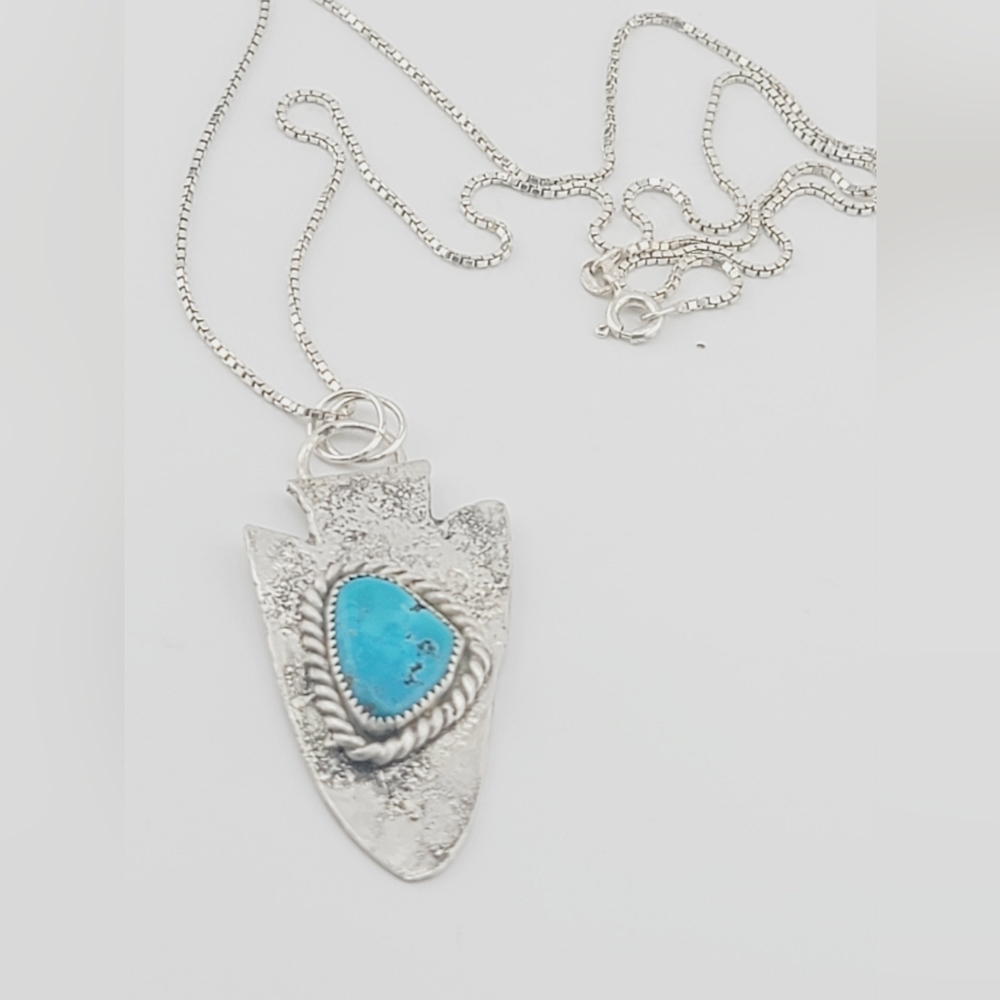TURQUOISE BOHEMIAN ARROW NECKLACE HANDMADE IN STERLING SILVER METAL APPROX 18"